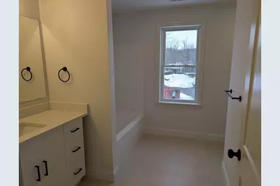 778 Main St #12, Leicester, MA 01524 - Photo 18
