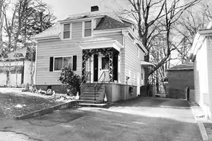 9 Hill St, Taunton, MA 02780 - Photo 6