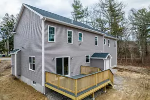 3 Earle St, Fairhaven, MA 02739 - Photo 4