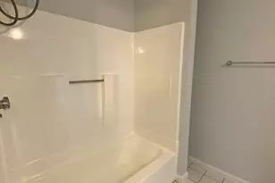 1047 Washington St, Newton, MA 02465 - Photo 12