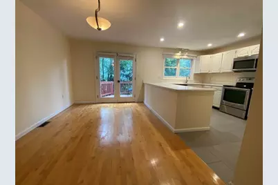 1047 Washington Street #2, Newton, MA 02465 - Photo 2