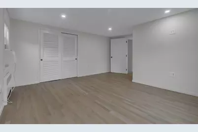 104 Mishawum Road, Woburn, MA 01801 - Photo 8