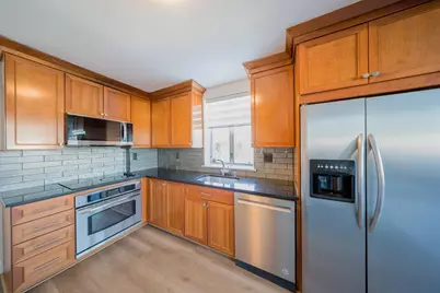 20 Hammond Pond Parkway #305, Newton, MA 02467 - Photo 6