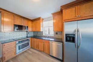 20 Hammond Pond Pkwy, Newton, MA 02467 - Photo 6