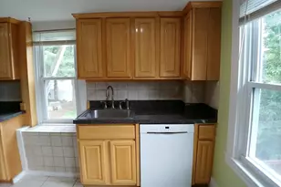 77 Hudson St, Marlborough, MA 01752 - Photo 4