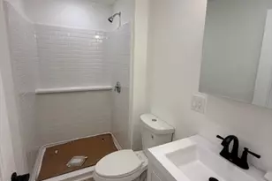 885 E Broadway, Boston, MA 02127 - Photo 10