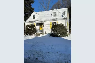 55 Bartley St, Wakefield, MA 01880 - Photo 2