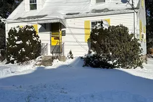 55 Bartley St, Wakefield, MA 01880 - Photo 2