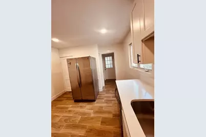 29 Harriet St #1, Boston, MA 02135 - Photo 4