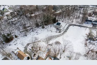46 Auburn Pl, Athol, MA 01364 - Photo 8