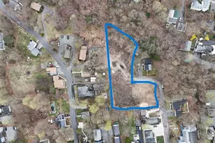 46 Auburn Pl, Athol, MA 01364 - Photo 1