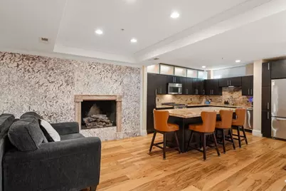 6 Henchman St #4-6, Boston, MA 02113 - Photo 4