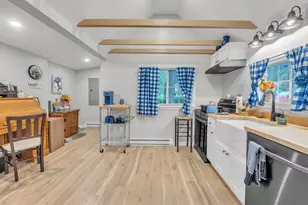 21 Myrtle Ave, Sterling, MA 01564 - Photo 6