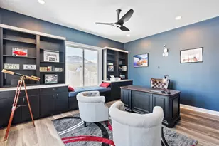 36 & 36R Holly Circle, Easthampton, MA 01027 - Photo 6