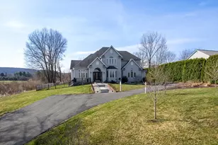 36 & 36R Holly Circle, Easthampton, MA 01027 - Photo 2