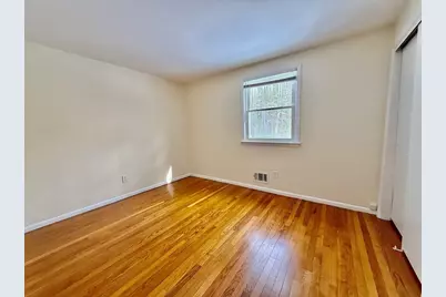 27 Ledgewood Rd, Framingham, MA 01701 - Photo 10