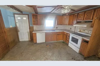 118 Wait, Springfield, MA 01104 - Photo 16