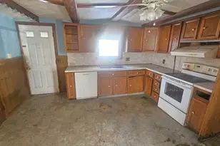 118 Wait, Springfield, MA 01104 - Photo 16