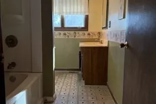 1 Bruce St, Avon, MA 02322 - Photo 14