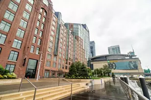 100 Lovejoy Wharf, Boston, MA 02114 - Photo 20