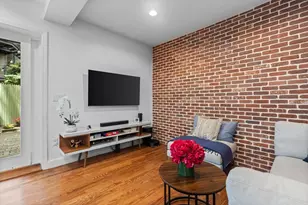 113 Chandler, Boston, MA 02116 - Photo 2