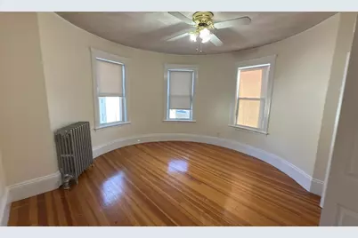 18 Bigelow St #3, Boston, MA 02135 - Photo 8