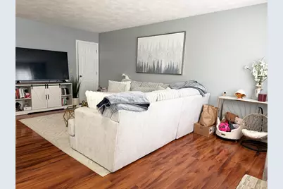 112 Lowell St #3, Peabody, MA 01960 - Photo 4