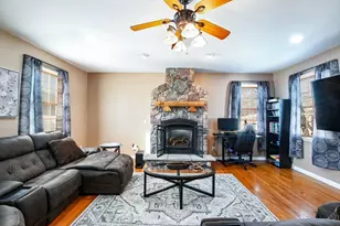 46 Lilac Ave, Somerset, MA 02726 - Photo 12