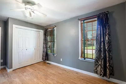 46 Lilac Ave, Somerset, MA 02726 - Photo 10