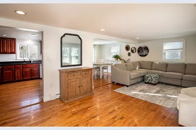 71 County St, Lakeville, MA 02347 - Photo 10