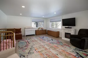 71 County St, Lakeville, MA 02347 - Photo 14