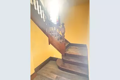 41 Lynwood Ave, Holyoke, MA 01040 - Photo 18