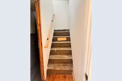 41 Lynwood Ave, Holyoke, MA 01040 - Photo 32