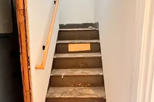 41 Lynwood Ave, Holyoke, MA 01040 - Photo 32