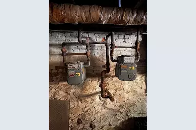 41 Lynwood Ave, Holyoke, MA 01040 - Photo 38