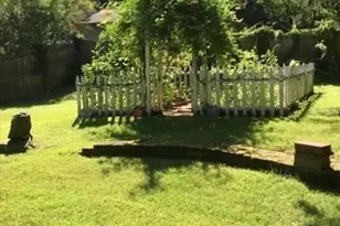 827 Pike Ave, Attleboro, MA 02703 - Photo 10