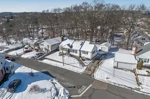 4 Hancock St, Shrewsbury, MA 01545 - Photo 4