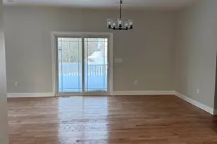 81 Crystal Brook Dr, Springfield, MA 01118 - Photo 6