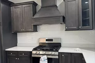 81 Crystal Brook Dr, Springfield, MA 01118 - Photo 8