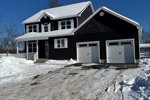 81 Crystal Brook Dr, Springfield, MA 01118 - Photo 2