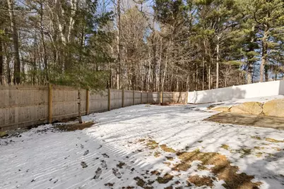 181 Tarkiln Pl, New Bedford, MA 02745 - Photo 28