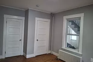 14 Florence St, Leominster, MA 01453 - Photo 18