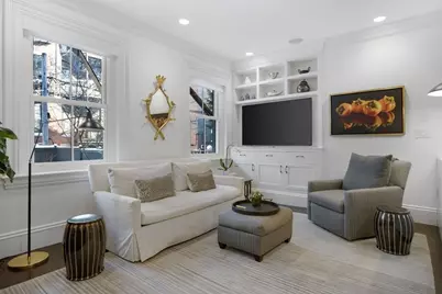 11 1/2 Union Park #1, Boston, MA 02118 - Photo 4