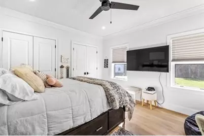 73 Raymond, Raynham, MA 02767 - Photo 20