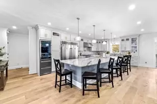 73 Raymond, Raynham, MA 02767 - Photo 12