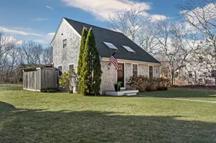 60 Saddle Club Rd, Edgartown, MA 02539 - Photo 2
