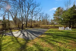 537 First Parish Rd, Scituate, MA 02066 - Photo 32