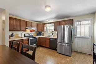 23B Timrod Dr, Worcester, MA 01603 - Photo 16