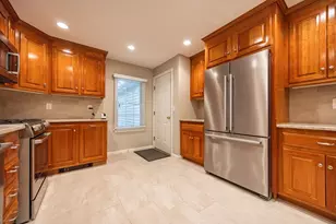 261 Rolling Meadow Dr, Holliston, MA 01746 - Photo 6