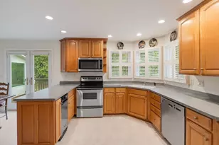 276 Shore St, Falmouth, MA 02540 - Photo 14